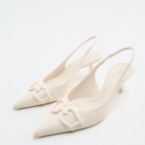 ZARA | Ecru White Heel Slingback Kitten Heel 39 / 8